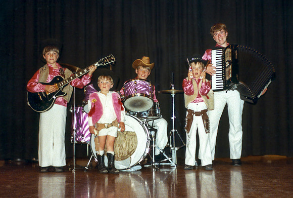 HB 1982 Nov - The Band