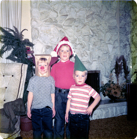 HF 1975 - Marty & Adam Chrismas Hats